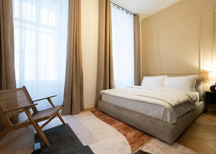Elegant 2br Near Parliament, Self 24h Check-in Vídeň