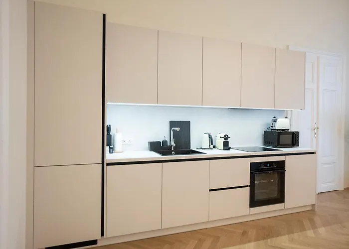 Elegant 2br Near Parliament, Self 24h Check-in Vídeň