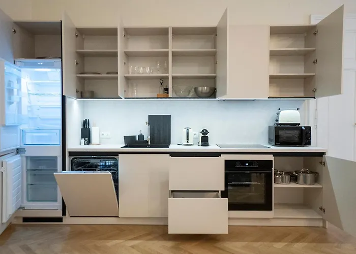 Apartmán Elegant 2br Near Parliament, Self 24h Check-in *