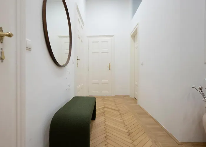 Elegant 2br Near Parliament, Self 24h Check-in Apartmán *
